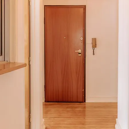 Aquilla's Family 103 By Mycelia Πανσιόν *