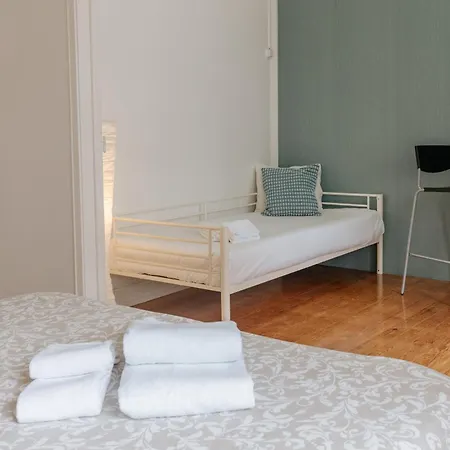 Aquilla's Family 103 By Mycelia 게스트하우스